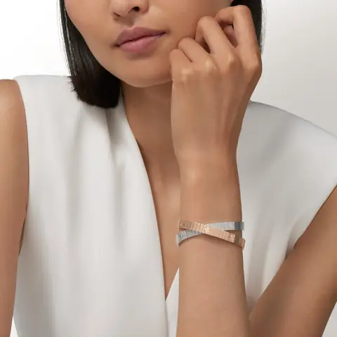 Tất Cả Về Lắc Tay Cartier Love: Chất Liệu, Màu Sắc, Giá Thành Và Nơi Mua Uy Tín