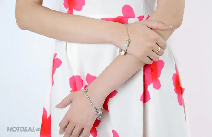Mua Lắc Tay Hạt Châu: Hướng Dẫn Chọn Mẫu, Chất Liệu Và Địa Chỉ Uy Tín Mua Lắc Tay Hạt Châu: Hướng Dẫn Chọn Mẫu, Chất Liệu Và Địa Chỉ Uy Tín