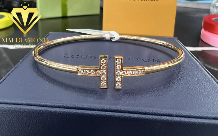 Tất Tần Tật Về Lắc Tay Tiffany & Co: Mẫu, Chất Liệu, Cách Chọn Và Mua Chính Hãng Tất Tần Tật Về Lắc Tay Tiffany & Co: Mẫu, Chất Liệu, Cách Chọn Và Mua Chính Hãng