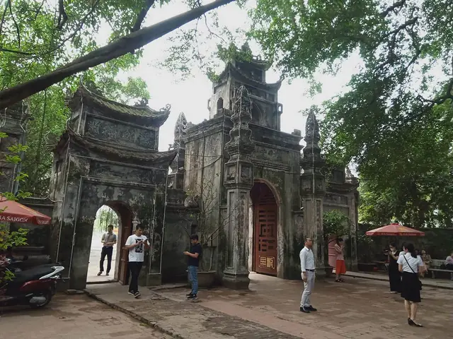 Lịch Sử Đền Mẫu Hưng Yên: Nguồn Gốc, Truyền Thuyết Và Giá Trị Văn Hoá Lịch Sử Đền Mẫu Hưng Yên: Nguồn Gốc, Truyền Thuyết Và Giá Trị Văn Hoá
