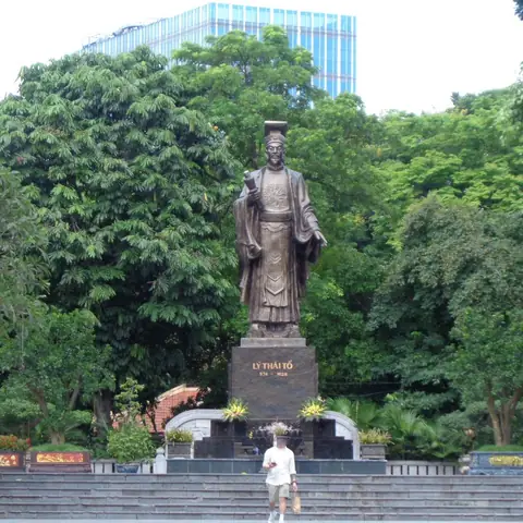 Thông Tin Tổng Quan Về Lý Thái Tổ: Từ Phố, Công Viên Đến Hệ Thống Giáo Dục Tại Hà Nội Thông Tin Tổng Quan Về Lý Thái Tổ: Từ Phố, Công Viên Đến Hệ Thống Giáo Dục Tại Hà Nội