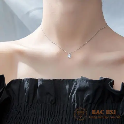 Gợi Ý 10+ Mẫu Mặt Dây Chuyền Nhỏ Xinh, Tinh Tế Cho Nữ – Chất Liệu Vàng, Bạc, Đá Quý Gợi Ý 10+ Mẫu Mặt Dây Chuyền Nhỏ Xinh, Tinh Tế Cho Nữ – Chất Liệu Vàng, Bạc, Đá Quý