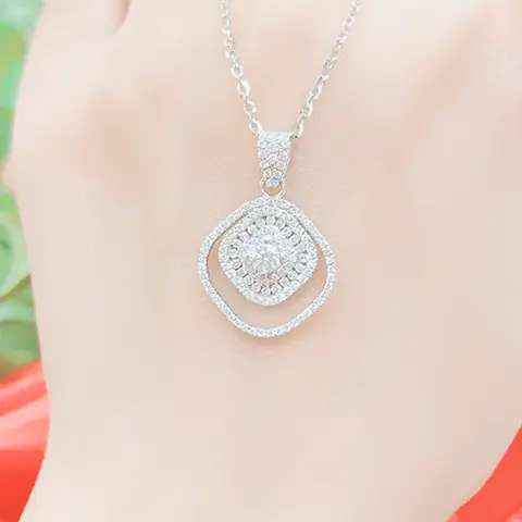Kinh Nghiệm Chọn Mua Mặt Dây Chuyền Xoàn (kim Cương) Đẹp, Chất Lượng Và Giá Tốt Nhất