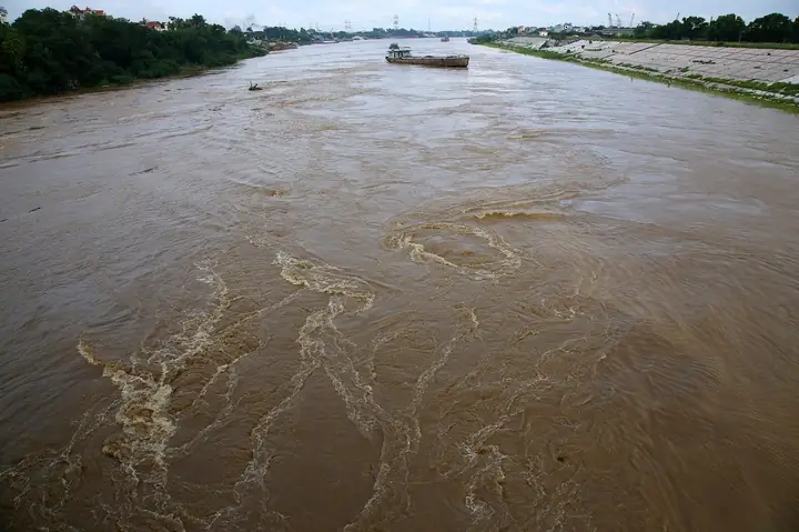 Mơ Thấy Dòng Sông Đầy Nước Trong Xanh: Giải Mã Điềm Báo May Mắn Và Con Số Tài Lộc Mơ Thấy Dòng Sông Đầy Nước Trong Xanh: Giải Mã Điềm Báo May Mắn Và Con Số Tài Lộc