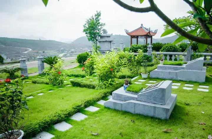 Mơ Thấy Huyệt Mộ Là Điềm Báo Gì? Giải Mã Chi Tiết Tốt Xấu Và Con Số May Mắn Mơ Thấy Huyệt Mộ Là Điềm Báo Gì? Giải Mã Chi Tiết Tốt Xấu Và Con Số May Mắn
