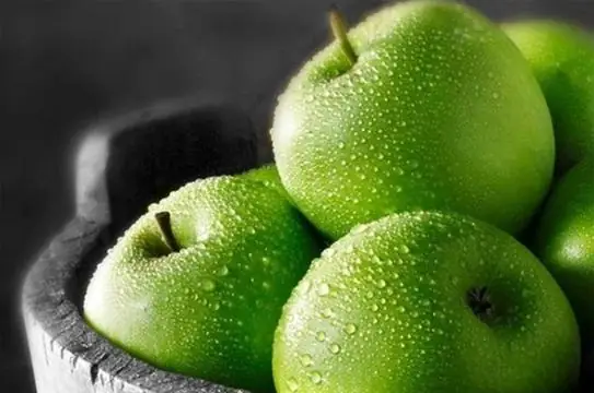Mơ Thấy Quả Táo Ta Đánh Con Gì? Giải Mã Ý Nghĩa Và Con Số May Mắn