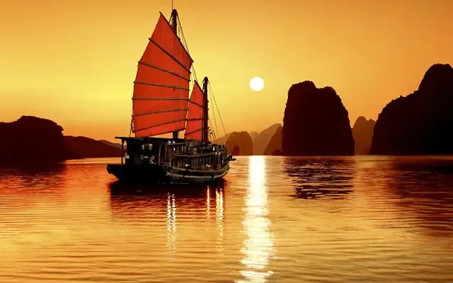 Mùa Thu Ở Vịnh Hạ Long: Điểm Đến Đẹp, Thời Tiết Lý Tưởng Và Gợi Ý Du Lịch Chi Tiết