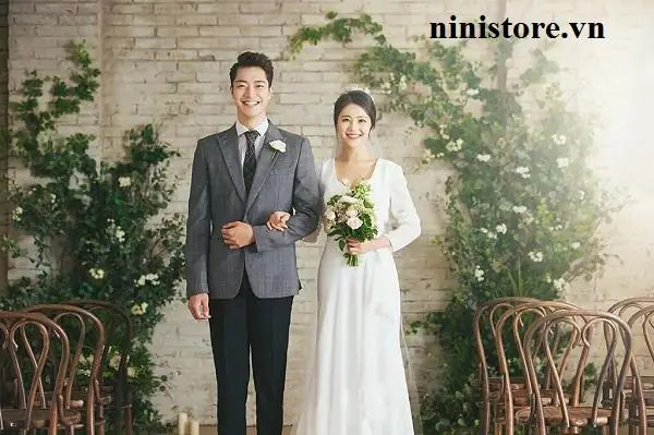 Nằm Mơ Thấy Mình Cười: Số Nào May Mắn Và Ý Nghĩa Gì?