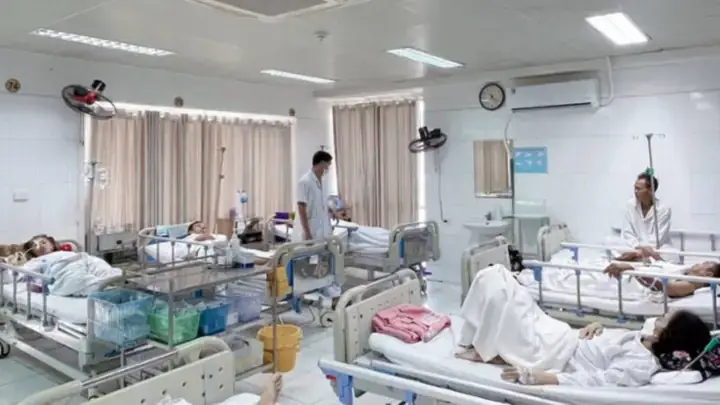 Giải Mã Giấc Mơ Thấy Người Thân Bị Bệnh Nặng: Ý Nghĩa, Dự Báo Và Cách Đối Mặt