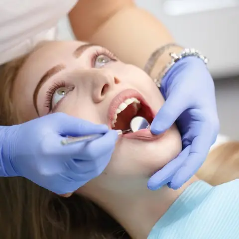 Nằm Mơ Thấy Nhổ Răng Cho Người Khác: Ý Nghĩa Và Điềm Báo Nằm Mơ Thấy Nhổ Răng Cho Người Khác: Ý Nghĩa Và Điềm Báo