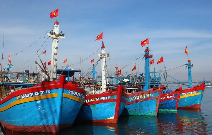 Nằm Mơ Thấy Thuyền Bị Chìm: Ý Nghĩa, Dự Báo Và Con Số May Mắn Nằm Mơ Thấy Thuyền Bị Chìm: Ý Nghĩa, Dự Báo Và Con Số May Mắn