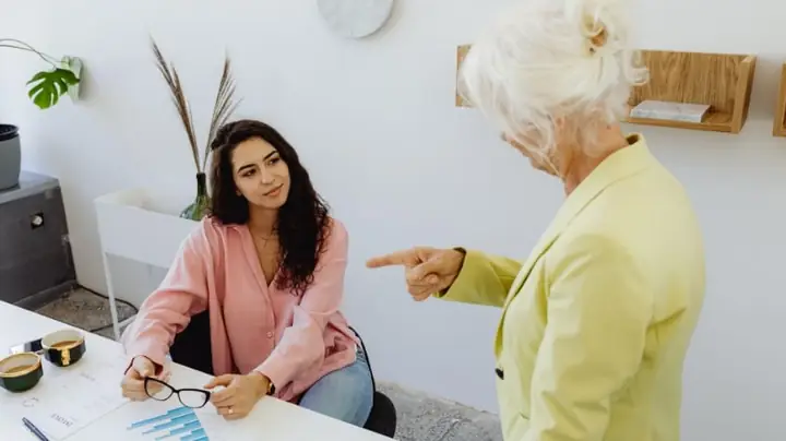 Nằm Mơ Thấy Tóc Bạc Đánh Số Gì? Ý Nghĩa Và Con Số May Mắn Giải Mã Nằm Mơ Thấy Tóc Bạc Đánh Số Gì? Ý Nghĩa Và Con Số May Mắn Giải Mã