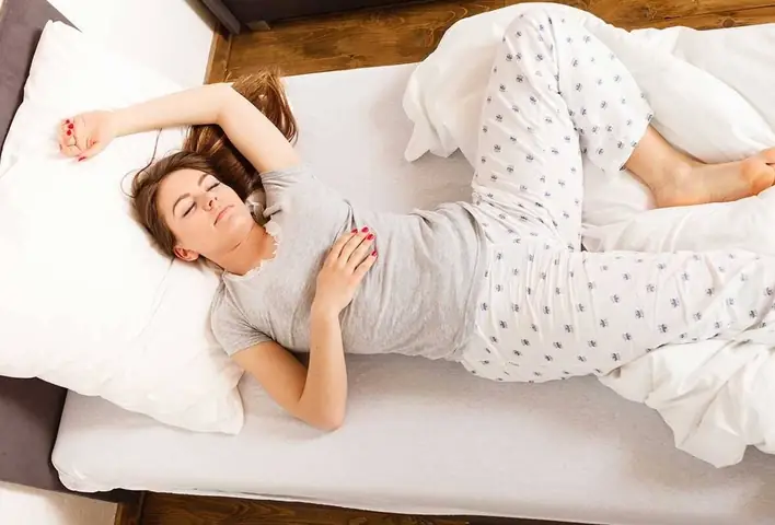 Nằm Mơ Thấy Tóc Bạc: Ý Nghĩa, Điềm Báo Và Cách Giải Thích Chi Tiết