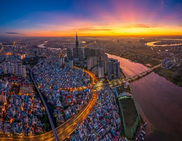 Ngắm Sài Gòn Từ Trên Cao: Top Địa Điểm View Đẹp, Cách Di Chuyển Và Mẹo Chụp Ảnh