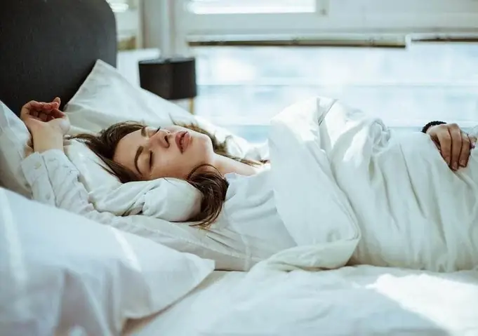 Ngủ Dậy Mà Vẫn Nhớ Rõ Giấc Mơ Có Sao Không
