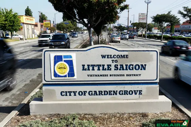 Người Việt Ở Quận Cam, California: Dân Số, Đời Sống Và Thách Thức Người Việt Ở Quận Cam, California: Dân Số, Đời Sống Và Thách Thức