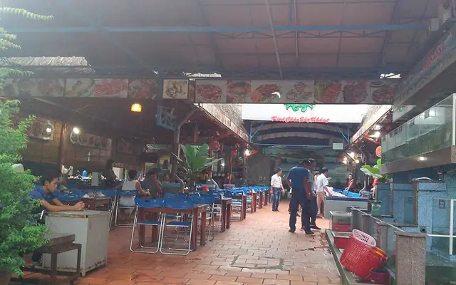 Khám Phá Nhà Hàng Biển Xanh Dĩ An: Thực Đơn, Giá, Địa Chỉ Và Cách Đặt Bàn Khám Phá Nhà Hàng Biển Xanh Dĩ An: Thực Đơn, Giá, Địa Chỉ Và Cách Đặt Bàn