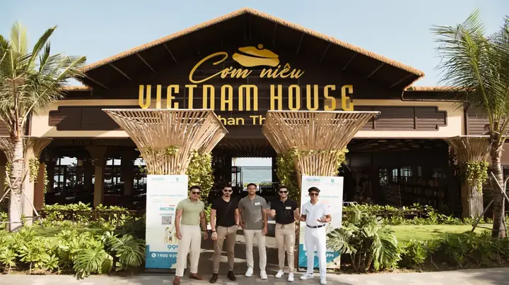 Nhà Hàng Cơm Niêu Việt Nam – Địa Chỉ, Thực Đơn, Giá Cả & Đánh Giá Chi Tiết