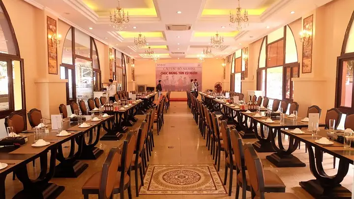 Nhà Hàng Lã Vọng Hà Nội: Địa Chỉ, Thực Đơn, Giá Cả & Cách Đặt Chỗ Nhanh Chóng Nhà Hàng Lã Vọng Hà Nội: Địa Chỉ, Thực Đơn, Giá Cả & Cách Đặt Chỗ Nhanh Chóng