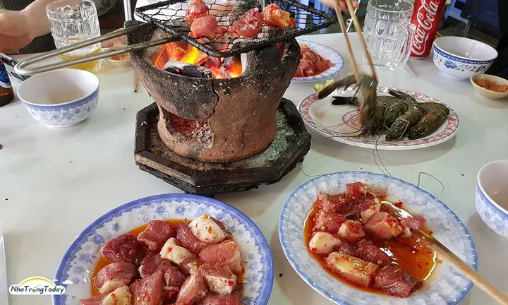 Bò Lạc Cảnh Nha Trang: Địa Chỉ, Thực Đơn, Giá Cả & Giờ Mở Cửa Chi Tiết Bò Lạc Cảnh Nha Trang: Địa Chỉ, Thực Đơn, Giá Cả & Giờ Mở Cửa Chi Tiết