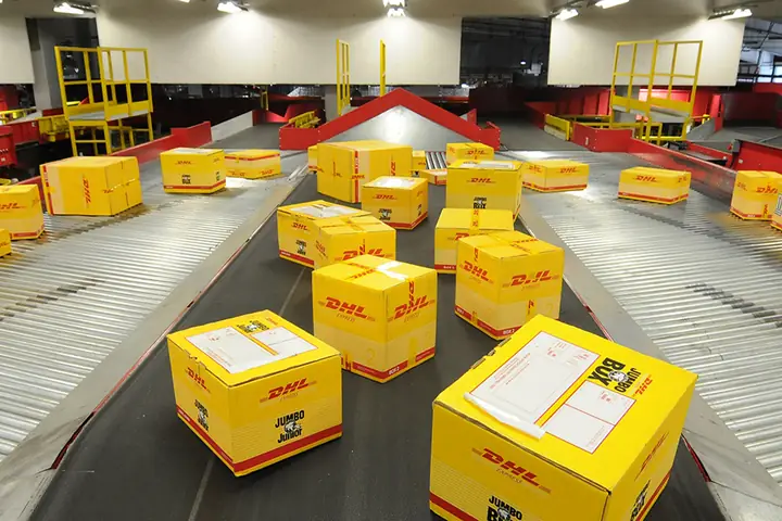 Nhà Vận Chuyển Dhl Là Gì? Thông Tin Dịch Vụ Và Hướng Dẫn Sử Dụng Cho Khách Hàng Nhà Vận Chuyển Dhl Là Gì? Thông Tin Dịch Vụ Và Hướng Dẫn Sử Dụng Cho Khách Hàng