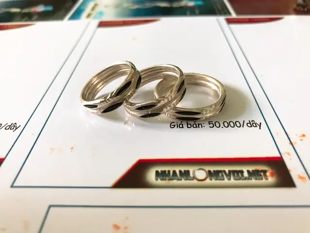 Mua Nhẫn Bạc Đôi Ở Đâu Tp.hcm? Top 7 Địa Chỉ Uy Tín & Kinh Nghiệm Chọn Mua Nhẫn Cặp Bạc Mua Nhẫn Bạc Đôi Ở Đâu Tp.hcm? Top 7 Địa Chỉ Uy Tín & Kinh Nghiệm Chọn Mua Nhẫn Cặp Bạc