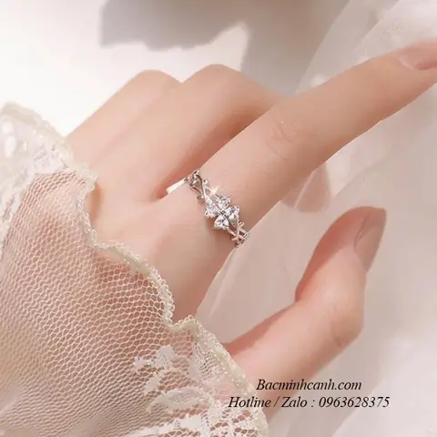 Nhẫn Bạc May Mắn: Ý Nghĩa Phong Thủy Và Cách Đeo Theo Từng Ngón Tay Hút Tài Lộc Nhẫn Bạc May Mắn: Ý Nghĩa Phong Thủy Và Cách Đeo Theo Từng Ngón Tay Hút Tài Lộc