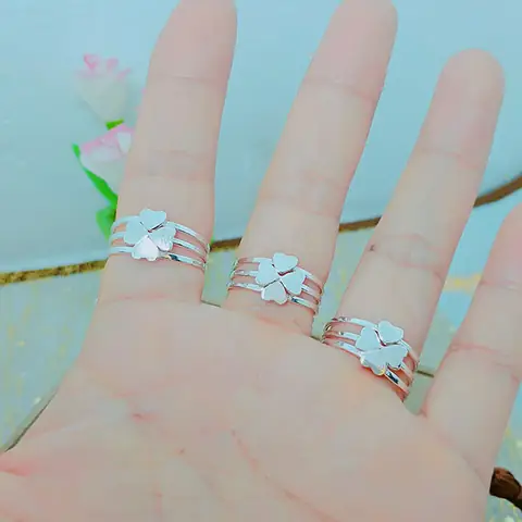 Set Nhẫn Bộ 3 Chiếc: Phân Loại, Giá Cả Và Địa Chỉ Mua Uy Tín Set Nhẫn Bộ 3 Chiếc: Phân Loại, Giá Cả Và Địa Chỉ Mua Uy Tín