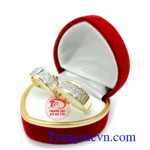 Top Mẫu Nhẫn Cặp Vàng Đẹp 2026: Bí Quyết Chọn Nhẫn Đôi Vàng 14k, 18k, 24k Cho Cặp Đôi Top Mẫu Nhẫn Cặp Vàng Đẹp 2026: Bí Quyết Chọn Nhẫn Đôi Vàng 14k, 18k, 24k Cho Cặp Đôi