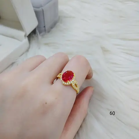 Nhẫn Đá Màu Đỏ: Các Loại Đá, Cách Chọn Và Bảo Quản Cho Người Yêu Thích Trang Sức Sang Trọng Nhẫn Đá Màu Đỏ: Các Loại Đá, Cách Chọn Và Bảo Quản Cho Người Yêu Thích Trang Sức Sang Trọng