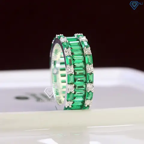 Nhẫn Đá Xanh Lục Nhẫn Đá Xanh Lục