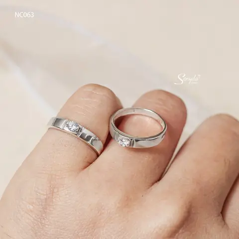 Nhẫn Đôi Bạc Ý 925: Ý Nghĩa, Cách Chọn Và Bảo Quản Cho Các Cặp Đôi Nhẫn Đôi Bạc Ý 925: Ý Nghĩa, Cách Chọn Và Bảo Quản Cho Các Cặp Đôi
