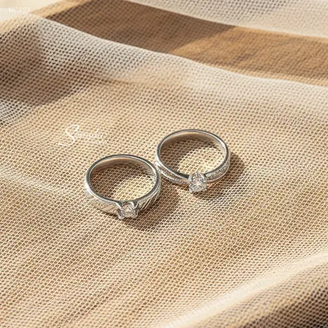 Nhẫn Đôi Bạc Ý 925: Ý Nghĩa, Cách Chọn Và Bảo Quản Cho Các Cặp Đôi Nhẫn Đôi Bạc Ý 925: Ý Nghĩa, Cách Chọn Và Bảo Quản Cho Các Cặp Đôi