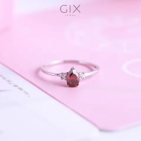 Nhẫn Hột Đá Đỏ: Ý Nghĩa, Cách Chọn Và Phong Thủy Cho Người Mệnh Hỏa Nhẫn Hột Đá Đỏ: Ý Nghĩa, Cách Chọn Và Phong Thủy Cho Người Mệnh Hỏa