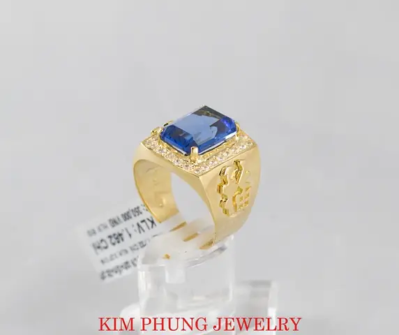 Nhẫn Nam Hột Xanh Đẳng Cấp: 10+ Mẫu Đẹp, Ý Nghĩa Phong Thủy Và Cách Chọn Theo Chất Liệu Nhẫn Nam Hột Xanh Đẳng Cấp: 10+ Mẫu Đẹp, Ý Nghĩa Phong Thủy Và Cách Chọn Theo Chất Liệu