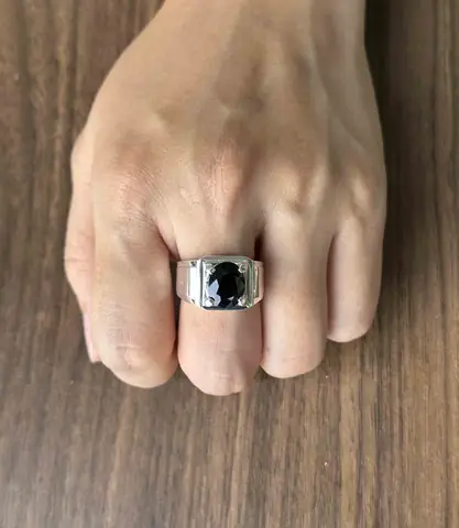 Nhẫn Sapphire Đen Nam: Hướng Dẫn Chọn Mua, Kiểu Dáng & Giá Thực Tế Nhẫn Sapphire Đen Nam: Hướng Dẫn Chọn Mua, Kiểu Dáng & Giá Thực Tế