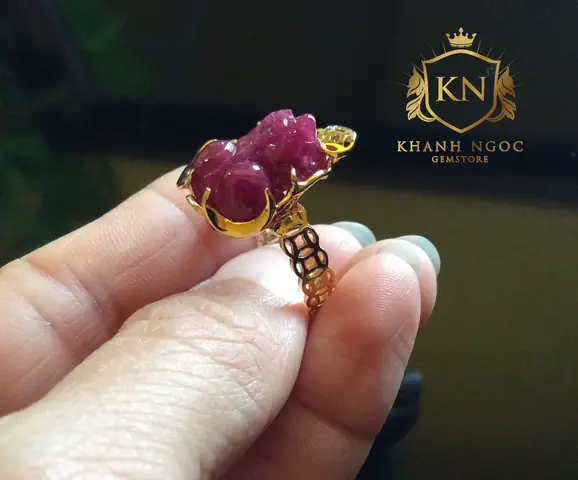 Nhẫn Tỳ Hưu Ruby: Ý Nghĩa Phong Thủy, Cách Chọn Và Mua Hợp Lý Nhẫn Tỳ Hưu Ruby: Ý Nghĩa Phong Thủy, Cách Chọn Và Mua Hợp Lý