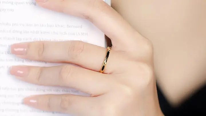 Những Mẫu Nhẫn Vàng Nhỏ Xinh Dưới 2 Triệu: Lựa Chọn Đẹp, Giá Hợp Lý Những Mẫu Nhẫn Vàng Nhỏ Xinh Dưới 2 Triệu: Lựa Chọn Đẹp, Giá Hợp Lý
