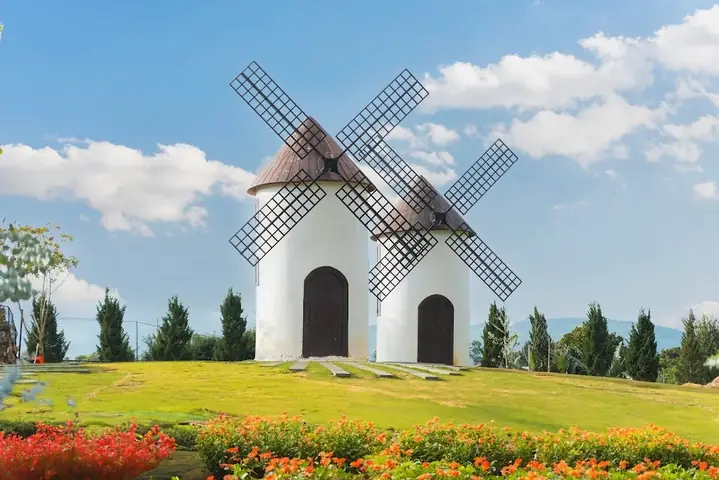 Top 12 Địa Điểm Đẹp Ở Đà Lạt Mà Mọi Du Khách Nên Khám Phá Top 12 Địa Điểm Đẹp Ở Đà Lạt Mà Mọi Du Khách Nên Khám Phá
