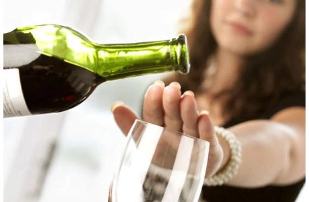 Những Hình Ảnh “bỏ Rượu Bia” Gây Ấn Tượng Mạnh: Bộ Sưu Tập, Ý Nghĩa & Cách Sử Dụng Cho Người Muốn Thay Đổi Lối Sống Những Hình Ảnh “bỏ Rượu Bia” Gây Ấn Tượng Mạnh: Bộ Sưu Tập, Ý Nghĩa & Cách Sử Dụng Cho Người Muốn Thay Đổi Lối Sống