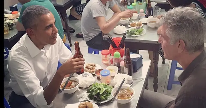 Obama Ăn Bún Chả Cùng Ai? Câu Trả Lời Đầy Đủ Về Buổi Gặp Gỡ Với Anthony Bourdain Obama Ăn Bún Chả Cùng Ai? Câu Trả Lời Đầy Đủ Về Buổi Gặp Gỡ Với Anthony Bourdain