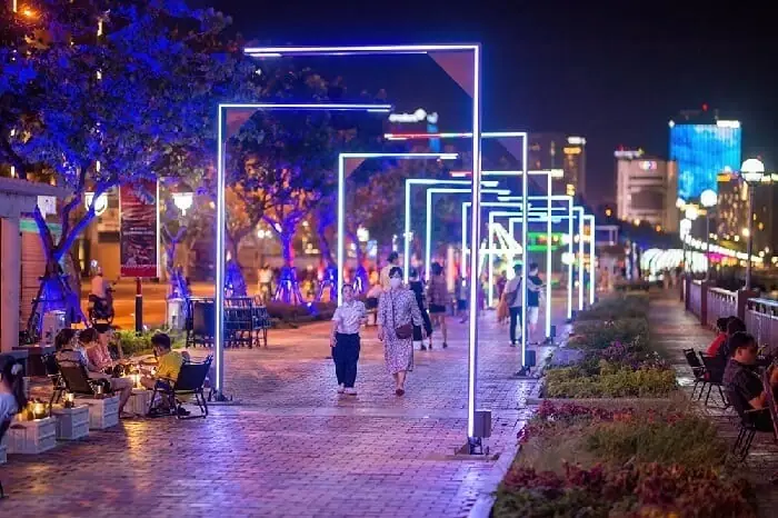 Hướng Dẫn Trọn Đời Khám Phá Phố Đi Bộ Bạch Đằng Đà Nẵng – Địa Điểm, Hoạt Động & Mẹo Tham Quan Hướng Dẫn Trọn Đời Khám Phá Phố Đi Bộ Bạch Đằng Đà Nẵng – Địa Điểm, Hoạt Động & Mẹo Tham Quan