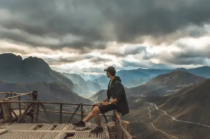 Top 7 Quán Cafe Đèo Ô Quy Hồ View Săn Mây Đẹp Nhất – Hướng Dẫn Địa Điểm, Giá Và Giờ Mở Cửa
