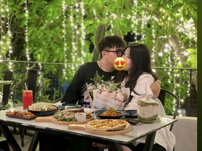 Top 10 Quán Cafe Hẹn Hò Lãng Mạn Ở Hà Nội Dành Cho Cặp Đôi