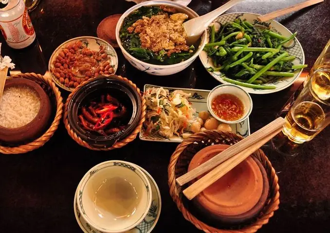 Top 15 Quán Cơm Niêu Đà Lạt Ngon Nhất: Địa Chỉ, Thực Đơn Và Giá Cả Cho Thực Khách Địa Phương Và Du Lịch