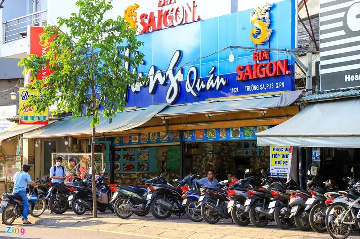 Review Quán Quỳnh Trường Sa: Thực Đơn Ốc Và Bê Thui Có Gì Ngon? Review Quán Quỳnh Trường Sa: Thực Đơn Ốc Và Bê Thui Có Gì Ngon?