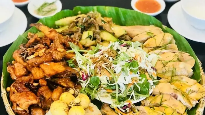 Top 10 Quán Ăn Ngon Ở Quận Tân Phú Mà Bạn Không Nên Bỏ Lỡ