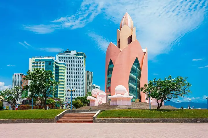 Khám Phá Quảng Trường 2/4 Trần Phú Nha Trang: Vị Trí, Lịch Sử Và Cách Đến Khám Phá Quảng Trường 2/4 Trần Phú Nha Trang: Vị Trí, Lịch Sử Và Cách Đến