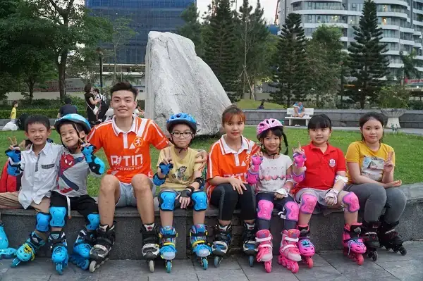 Sân Trượt Patin Quận Bình Tân: Địa Chỉ, Giá Vé Và Mẹo Luyện Tập Cho Người Mới