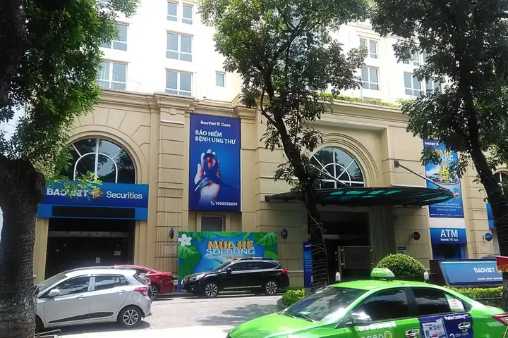Số 8 Lý Thái Tổ: Tổng Hợp Thông Tin Về Tòa Nhà Bảo Việt Và Khách Sạn Kingly Số 8 Lý Thái Tổ: Tổng Hợp Thông Tin Về Tòa Nhà Bảo Việt Và Khách Sạn Kingly
